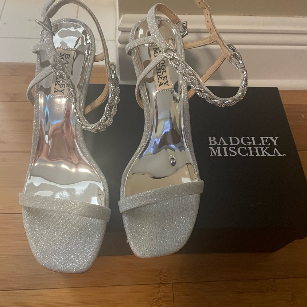 Badgley Mischka Kai Heeled Sandal